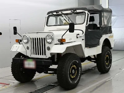 MITSUBISHI JEEP