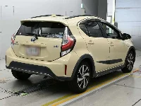 Цена авто Toyota Aqua с аукционов Японии, номер кузова NHP10H, пробег 95 000, оценка 7