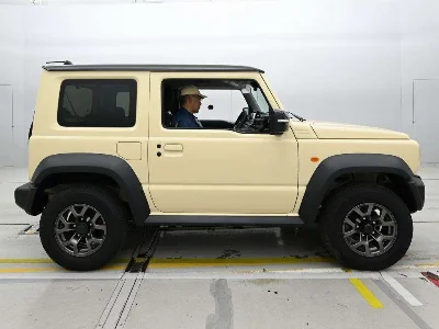 SUZUKI JIMNY SIERRA