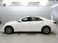 Цена авто Toyota Mark X с аукционов Японии, номер кузова GRX130, пробег 77 000, оценка 8