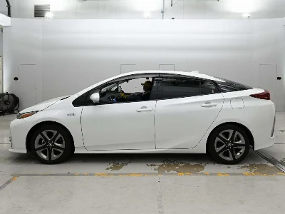 TOYOTA PRIUS PHV