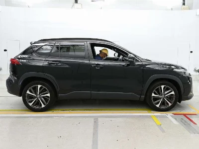 TOYOTA COROLLA CROSS