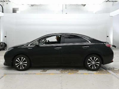 TOYOTA SAI