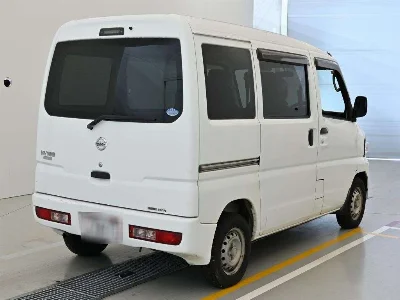 NISSAN CLIPPER VAN