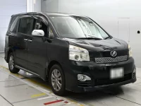 Цена авто Toyota Voxy с аукционов Японии, номер кузова ZRR70W, пробег 125 000, оценка 4