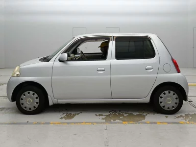 DAIHATSU ESSE