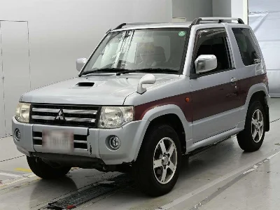 MITSUBISHI PAJERO MINI
