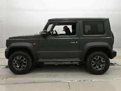 SUZUKI JIMNY SIERRA