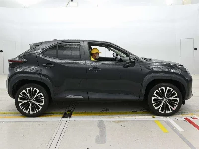 TOYOTA YARIS CROSS
