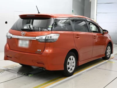 TOYOTA WISH
