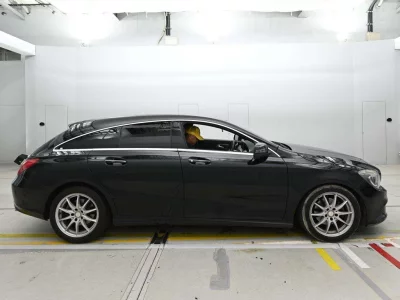 MERCEDES BENZ CLA SHOOTING BRAKE