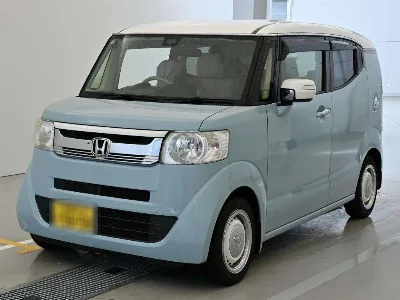 HONDA N BOX SLASH