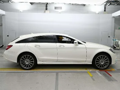 MERCEDES BENZ CLS SHOOTING BRAKE