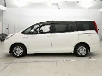 Цена авто Toyota Noah с аукционов Японии, номер кузова ZWR80G, пробег 152 000, оценка 2