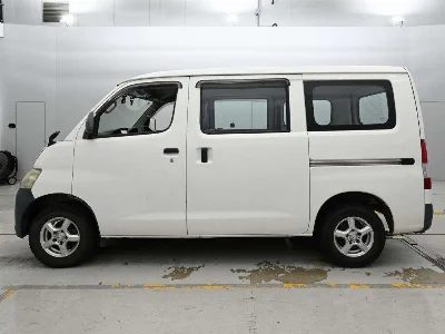 TOYOTA TOWN ACE VAN