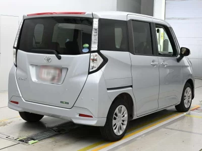 TOYOTA TANK