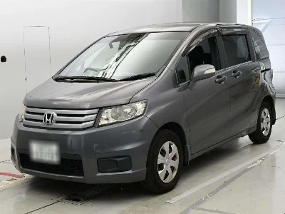 HONDA FREED SPIKE