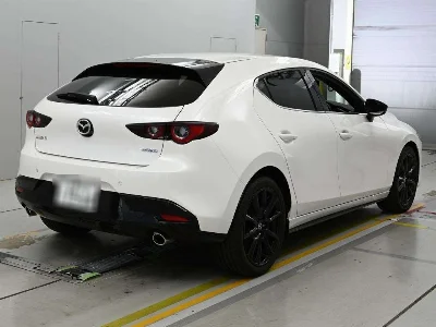 MAZDA MAZDA3 FASTBACK