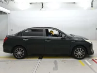 Цена авто Toyota Corolla Axio с аукционов Японии, номер кузова NKE165, пробег 70 000, оценка 2