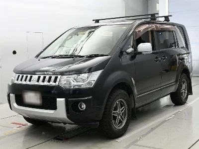 MITSUBISHI DELICA D5
