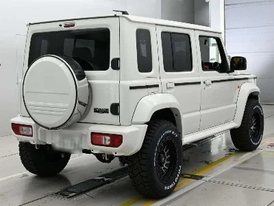 SUZUKI JIMNY NOMADE