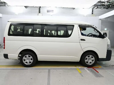 TOYOTA HIACE