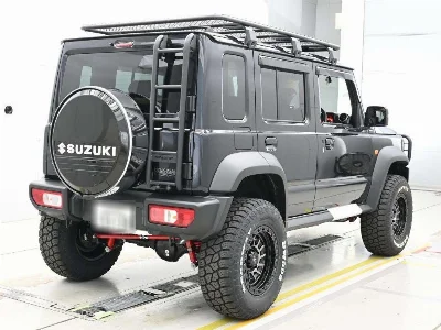 SUZUKI JIMNY NOMADE