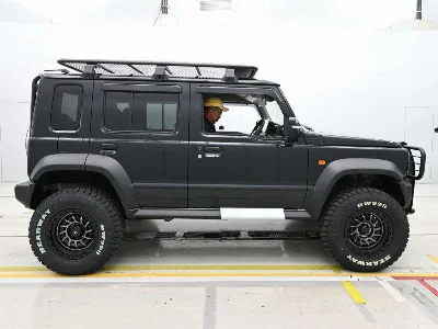 SUZUKI JIMNY NOMADE