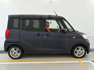 MITSUBISHI EK SPACE