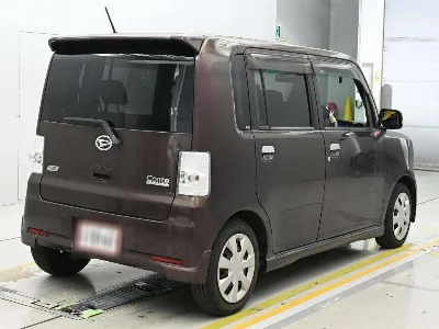 DAIHATSU MOVE CONTE