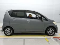 Цена авто Daihatsu Move с аукционов Японии, номер кузова L185S, пробег 110 000, оценка 7
