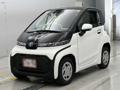 TOYOTA C+POD