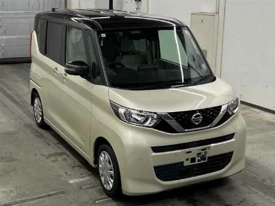 NISSAN ROOX