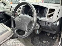 Цена авто Toyota HiAce Van с аукционов Японии, номер кузова TRH200V, пробег 332 000, оценка 2