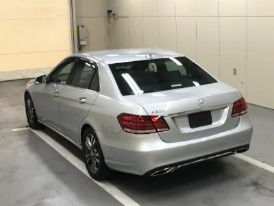 MERCEDES BENZ E CLASS