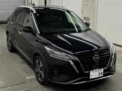 NISSAN KICKS