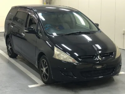 MITSUBISHI GRANDIS