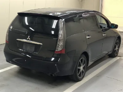 MITSUBISHI GRANDIS