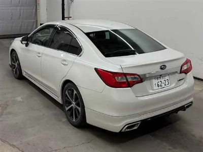 SUBARU LEGACY B4