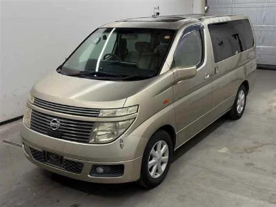 NISSAN ELGRAND