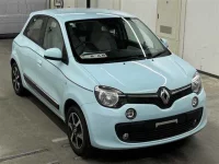 Цена авто Renault Twingo с аукционов Японии, номер кузова AHH4B, пробег 33 000, оценка 8