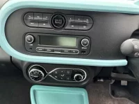 Цена авто Renault Twingo с аукционов Японии, номер кузова AHH4B, пробег 33 000, оценка 8
