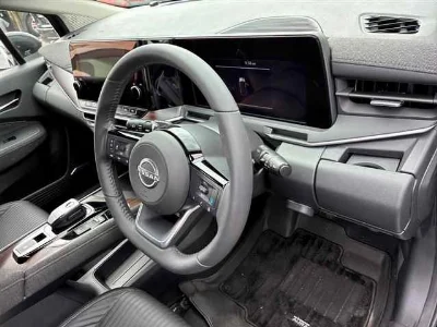 NISSAN AURA