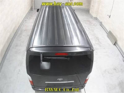 TOYOTA REGIUS VAN
