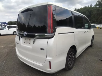 TOYOTA ESQUIRE