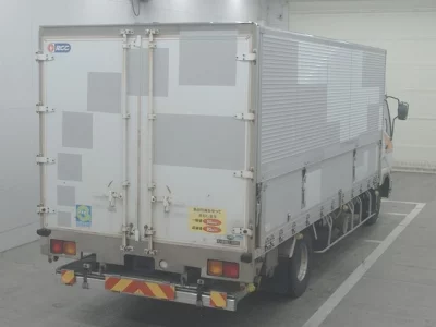 MITSUBISHI FUSO FIGHTER