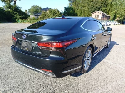 LEXUS LS