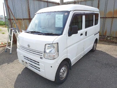 NISSAN CLIPPER VAN