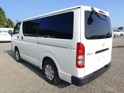 MAZDA BONGO BRAWNY