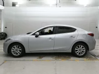 Цена авто Mazda Axela с аукционов Японии, номер кузова BM5FP, пробег 35 000, оценка 3